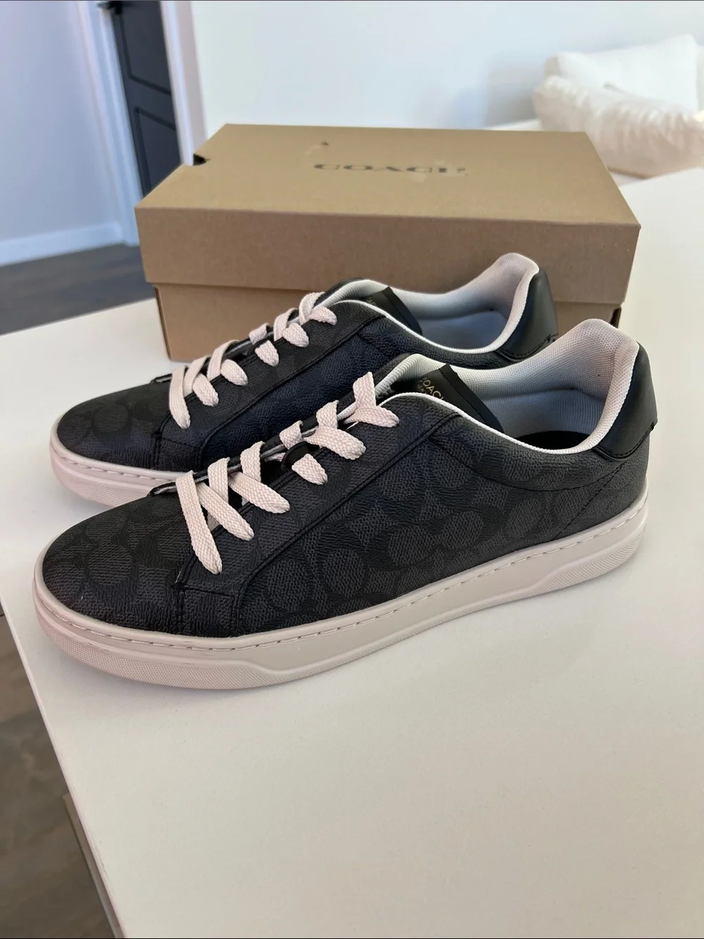 Coach high line signature C logo print charcoal black lace up sneakers 11